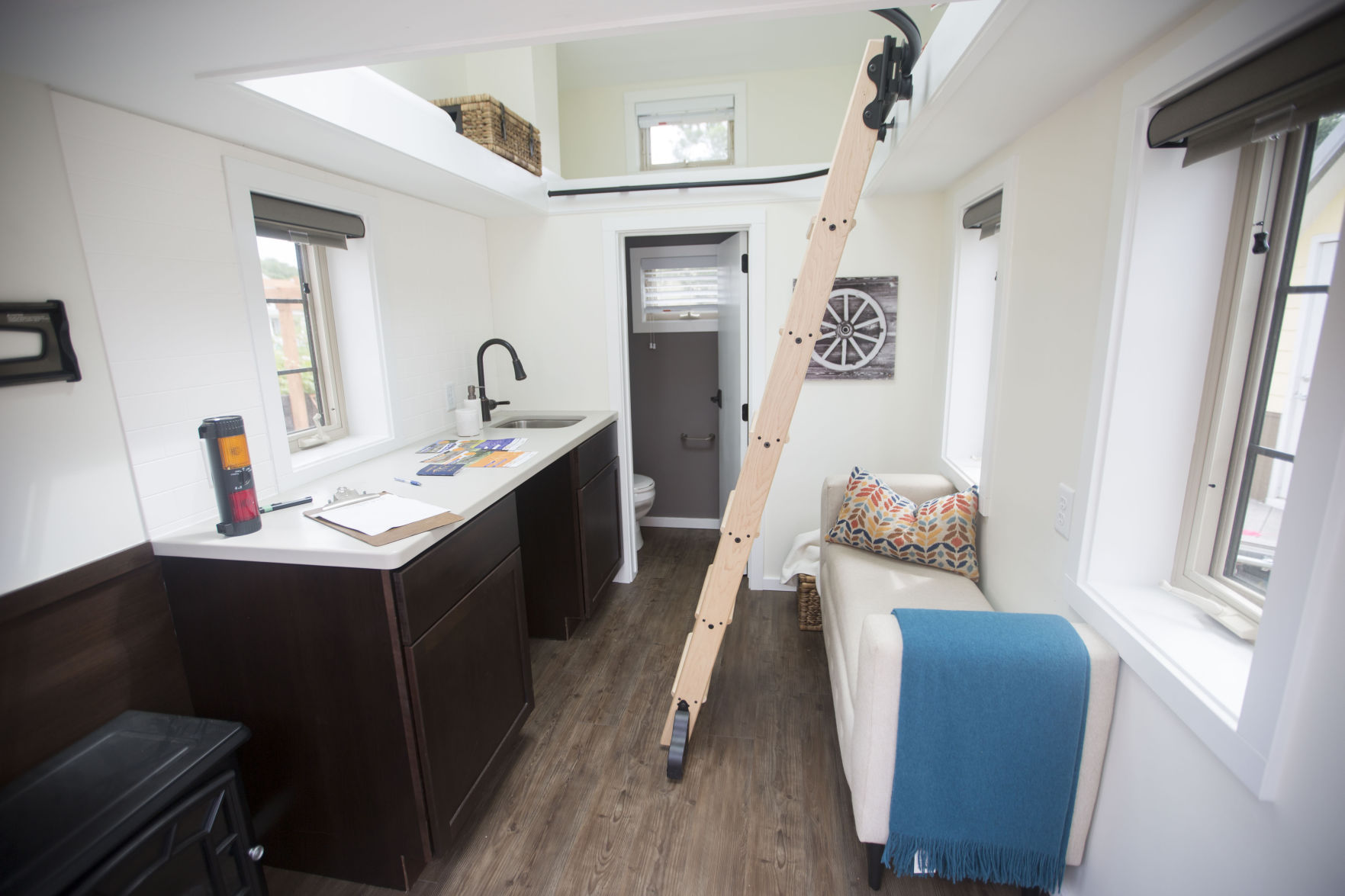 TINY HOMES-13-08152017151011